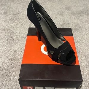 PeepToe Pump!!